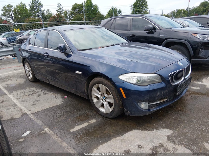 2012 BMW 5er VIN WBAXG5C56CDY28580 IAAI salvage auction — NORMAL WEAR, Clear-Dealer Only (Montana), sold $375 on 2026-07-29 (photo 1)