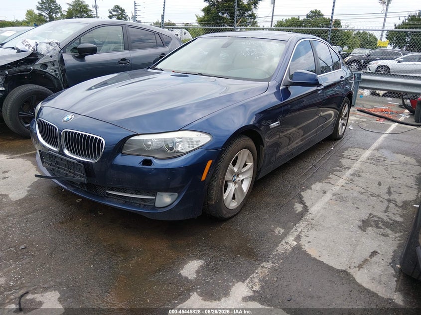 2012 BMW 5er VIN WBAXG5C56CDY28580 IAAI salvage auction — NORMAL WEAR, Clear-Dealer Only (Montana), sold $375 on 2026-07-29 (photo 2)