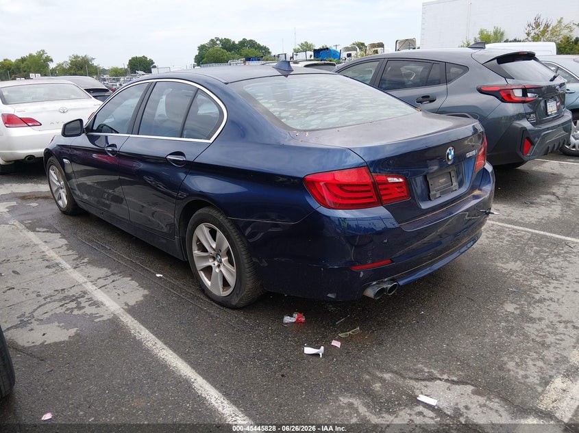 2012 BMW 5er VIN WBAXG5C56CDY28580 IAAI salvage auction — NORMAL WEAR, Clear-Dealer Only (Montana), sold $375 on 2026-07-29 (photo 3)