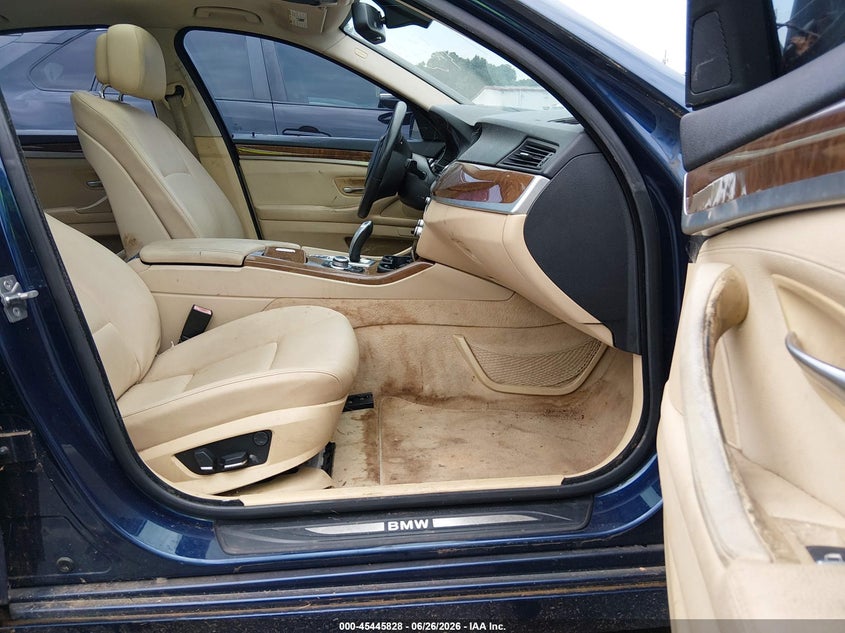 2012 BMW 5er VIN WBAXG5C56CDY28580 IAAI salvage auction — NORMAL WEAR, Clear-Dealer Only (Montana), sold $375 on 2026-07-29 (photo 5)
