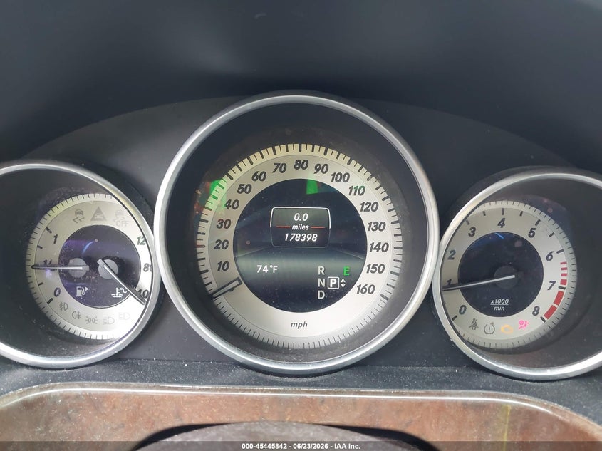 2014 Mercedes-benz E-klasse VIN WDDHF5KB7EA964177 IAAI salvage auction — RIGHT REAR, Salvage Title, sold $1,650 on 2026-08-03 (photo 7)