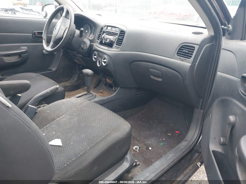 2010 Hyundai Accent VIN KMHCM3AC0AU167718 IAAI salvage auction — RIGHT FRONT, Salvage (Pennsylvania), sold $225 on 2026-07-17 (photo 5)