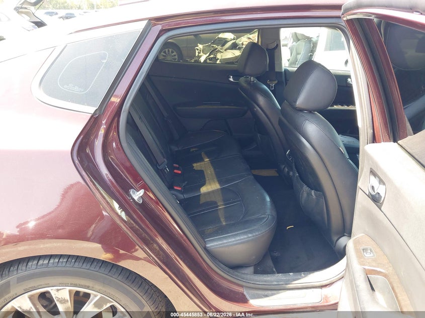2018 Kia Optima VIN 5XXGU4L39JG206028 IAAI salvage auction — LEFT SIDE, Salvage Title, sold $875 on 2026-07-30 (photo 8)