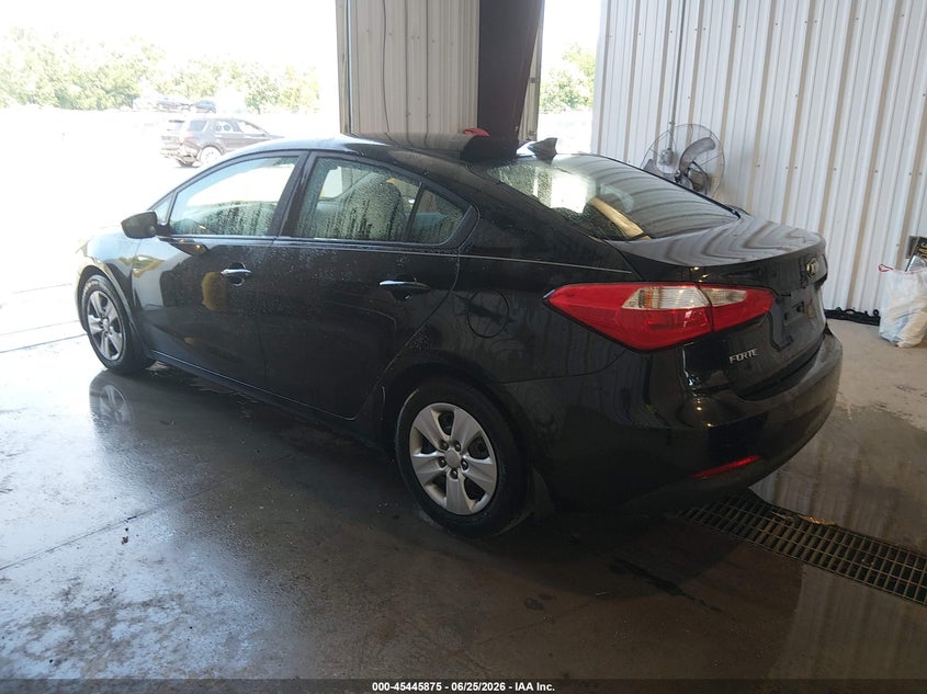 2016 Kia Forte VIN KNAFK4A6XG5569933 IAAI salvage auction — NORMAL WEAR, Clear (Delaware), sold $525 on 2026-07-30 (photo 3)