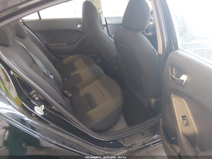 2016 Kia Forte VIN KNAFK4A6XG5569933 IAAI salvage auction — NORMAL WEAR, Clear (Delaware), sold $525 on 2026-07-30 (photo 8)