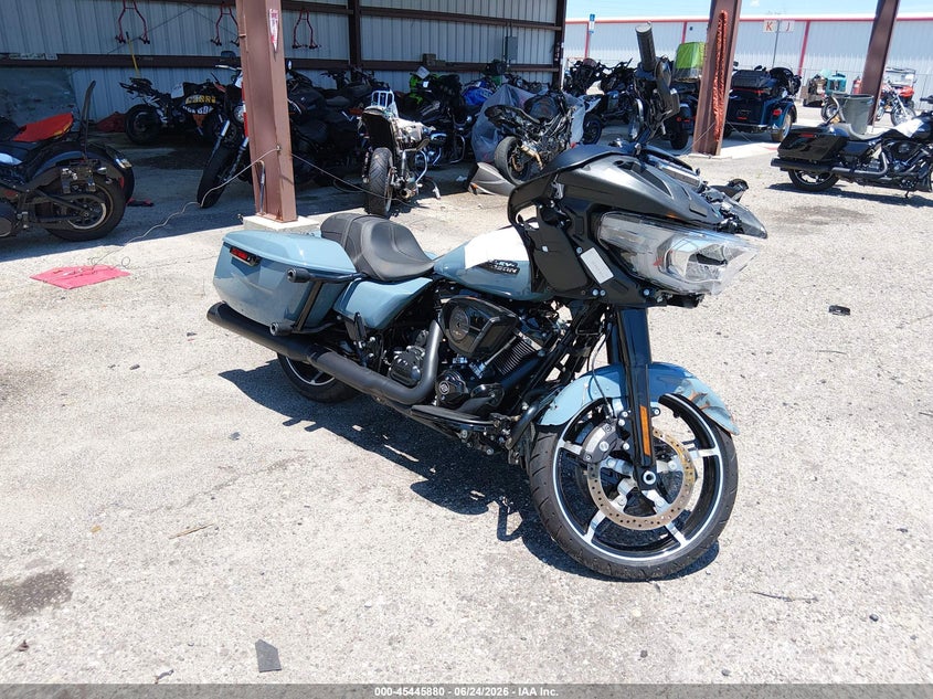 2024 Harley-davidson Road glide VIN 1HD1KH719RB620602 IAAI salvage auction — FRONT END, Salvage Title, sold $8,200 on 2026-07-28 (photo 1)