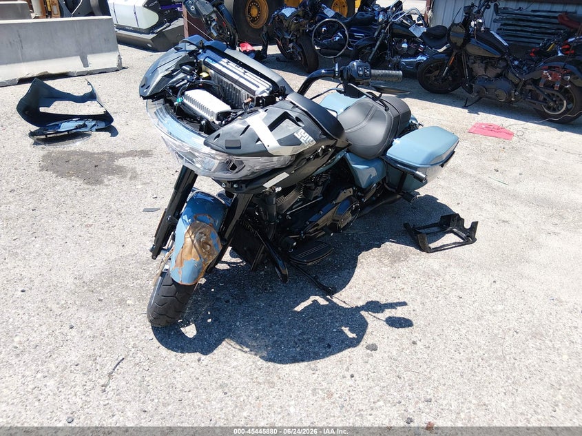 2024 Harley-davidson Road glide VIN 1HD1KH719RB620602 IAAI salvage auction — FRONT END, Salvage Title, sold $10,500 on 2026-07-28 (photo 2)