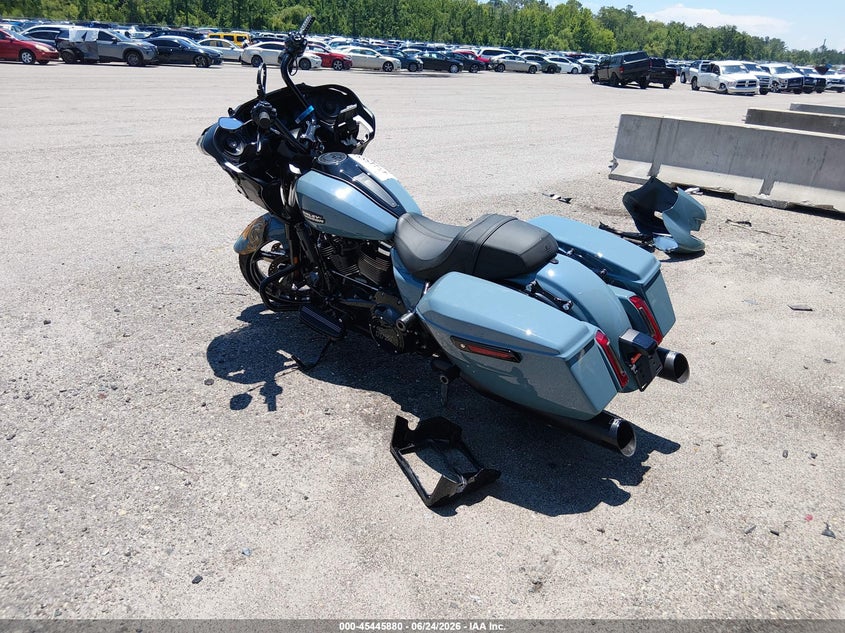 2024 Harley-davidson Road glide VIN 1HD1KH719RB620602 IAAI salvage auction — FRONT END, Salvage Title, sold $10,500 on 2026-07-28 (photo 3)