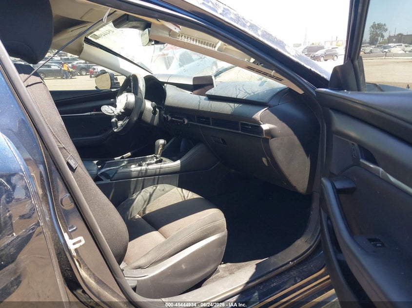2021 Mazda 3 VIN JM1BPAAL2M1305731 IAAI salvage auction — ROLLOVER, Salvage Title, sold $1,400 on 2026-07-22 (photo 5)