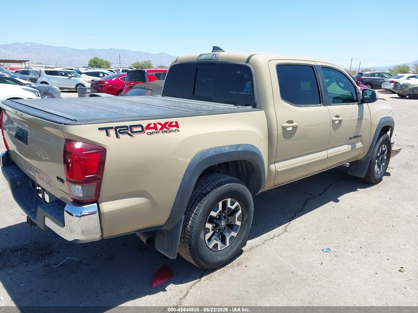 2018 Toyota Tacoma VIN 5TFCZ5AN3JX134598 IAAI salvage auction — LEFT FRONT, Salvage Title, sold $6,900 on 2026-07-31 (photo 4)