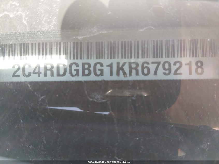 2019 Dodge Caravan VIN 2C4RDGBG1KR679218 IAAI salvage auction — SIDE, Sf97 (Georgia), sold $8,425 on 2026-09-09 (photo 9)