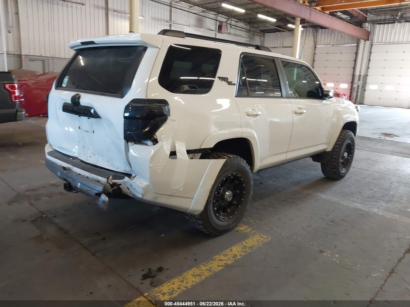 2023 Toyota 4Runner VIN JTERU5JRXP6209285 IAAI salvage auction — Rear End, Salvage (Oregon), sold $23,600 on 2026-09-12 (photo 4)