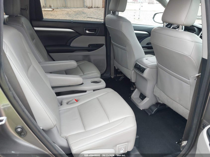 2018 Toyota Highlander VIN 5TDKZRFH7JS544235 IAAI salvage auction — FRONT END, Salvage Title, sold $6,100 on 2026-07-27 (photo 8)
