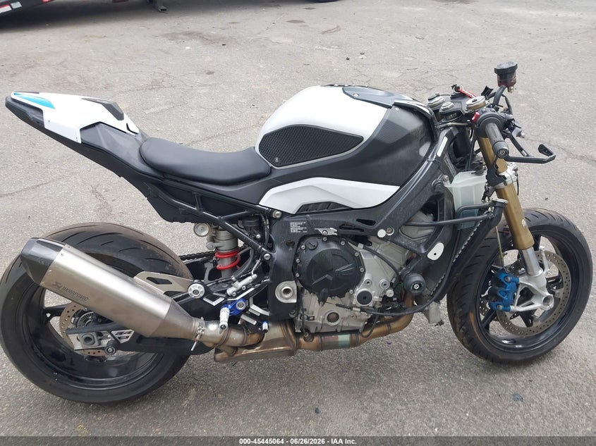 2024 BMW S 1000 VIN WB10E6307R6J58729 IAAI salvage auction — FRONT END, Mv-907A (New York), sold $5,100 on 2026-07-21 (photo 8)