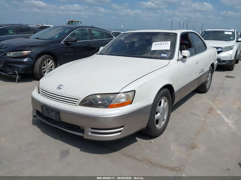 1996 Lexus Es 300 VIN JT8BF12G8T0129968 IAAI salvage auction — RIGHT FRONT, Salvage (Texas), sold $100 on 2026-07-28 (photo 2)