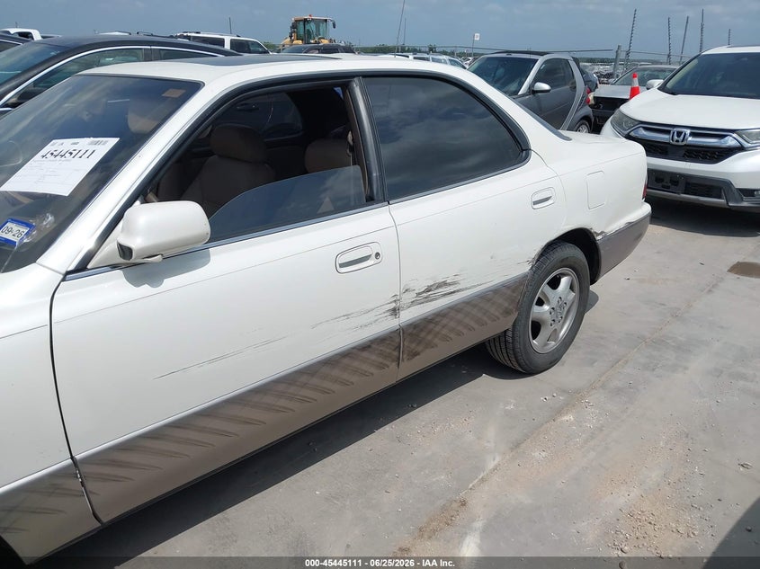 1996 Lexus Es 300 VIN JT8BF12G8T0129968 IAAI salvage auction — RIGHT FRONT, Salvage (Texas), sold $100 on 2026-07-28 (photo 6)