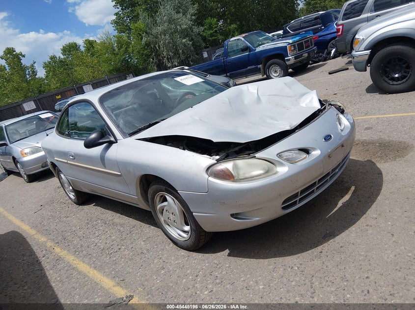 2000 Ford Escort VIN 3FAKP1134YR222187 — IAAI salvage auction photo