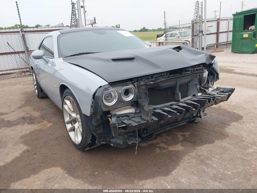 2020 Dodge Challenger VIN 2C3CDZBT0LH231238 — IAAI salvage auction photo