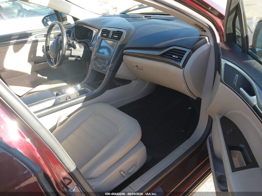 2017 Ford Fusion VIN 3FA6P0H94HR187592 IAAI salvage auction — FRONT END, Salvage (California), sold $2,300 on 2026-07-09 (photo 5)