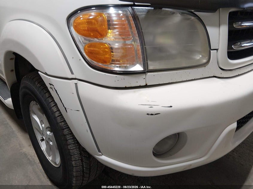 2001 Toyota Sequoia VIN 5TDBT48A61S047536 IAAI salvage auction — NORMAL WEAR, Original (Alaska), sold $2,650 on 2026-07-10 (photo 6)