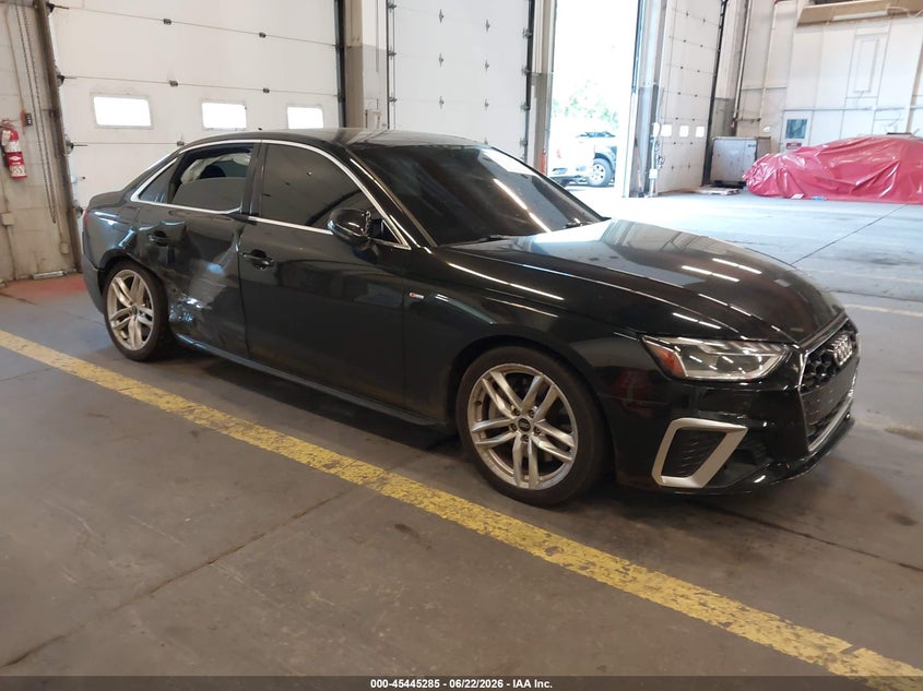 2022 Audi A4 VIN WAUEAAF45NN011831 — IAAI salvage auction photo
