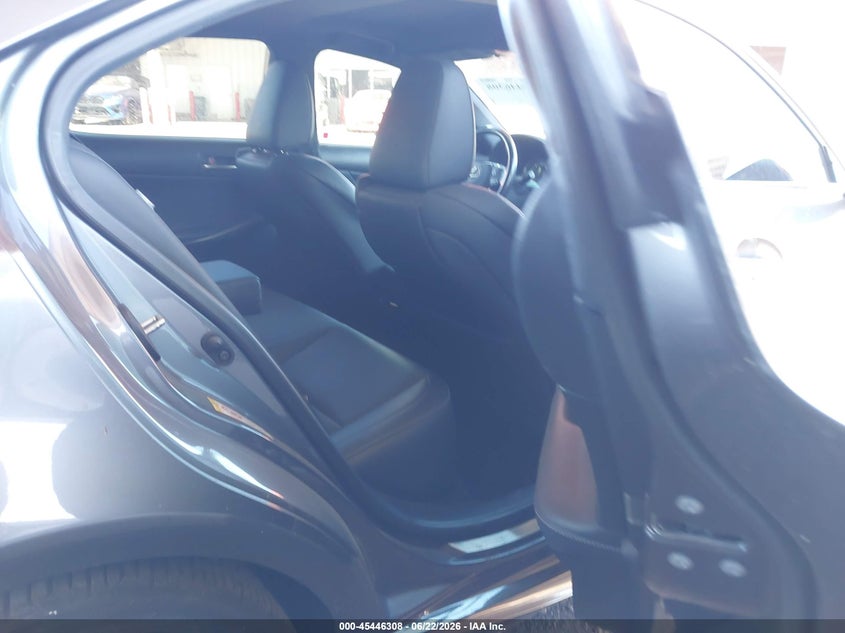2017 Lexus Is VIN JTHBA1D24H5061288 IAAI salvage auction — LEFT SIDE, Salvage Title, sold $25 on 2026-08-27 (photo 8)