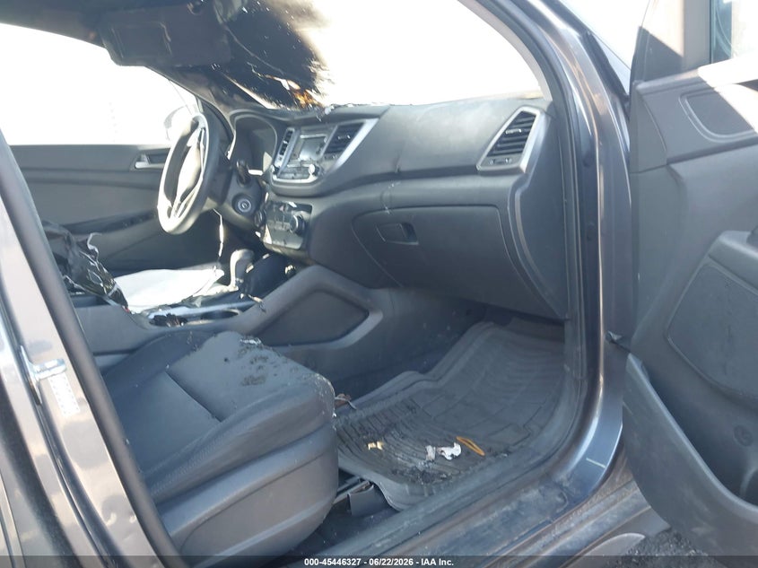 2018 Hyundai Tucson VIN KM8J23A44JU607185 IAAI salvage auction — Burn Interior, Salvage Title, sold $1,050 on 2026-07-28 (photo 5)