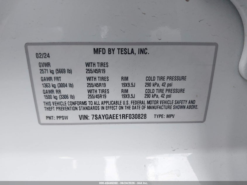 2024 Tesla Model y VIN 7SAYGAEE1RF030828 IAAI salvage auction — REAR END, Salvage Title, sold $12,600 on 2026-07-28 (photo 9)