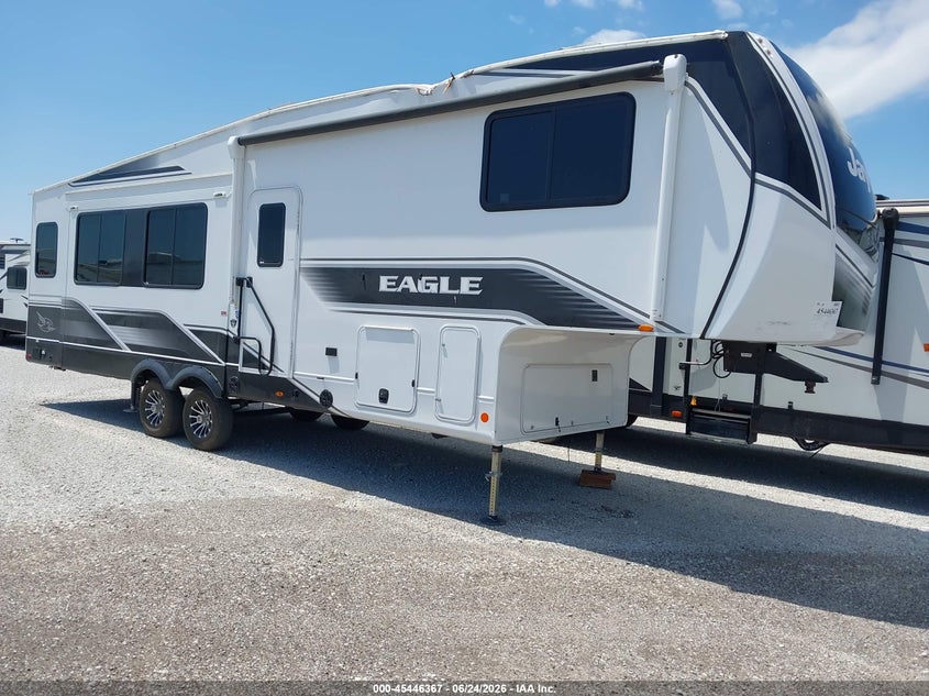 2025 Jayco Eagle VIN 1UJCA0BR0S1BE0227 — IAAI salvage auction photo