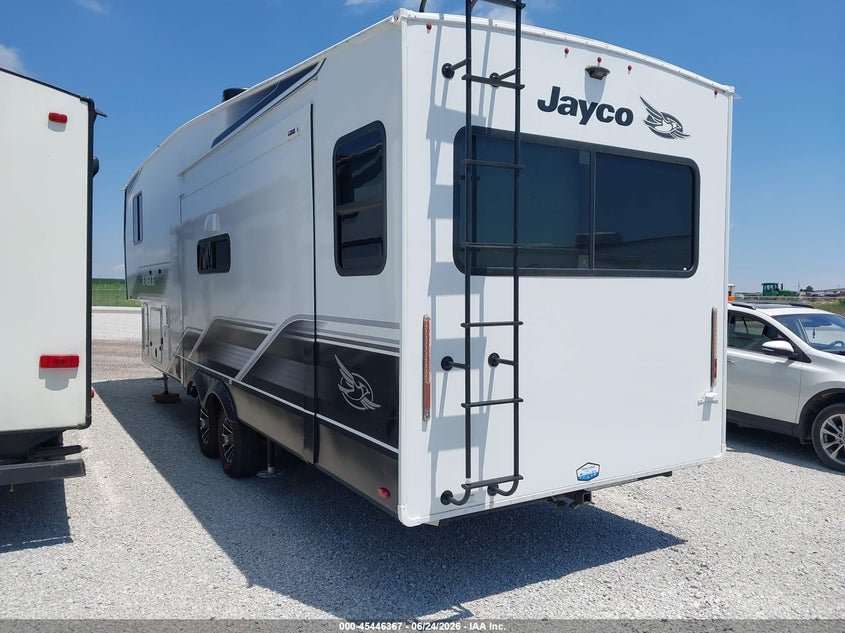 2025 Jayco Eagle VIN 1UJCA0BR0S1BE0227 IAAI salvage auction — STORM DAMAGE, Salvage (Nebraska), sold $13,450 on 2026-08-13 (photo 3)