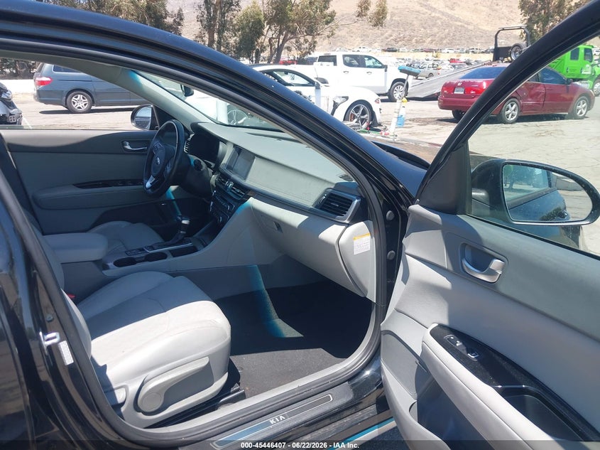 2017 Kia Optima hybrid VIN KNAGV4LD1H5012966 IAAI salvage auction — NORMAL WEAR, Clear - Dealer Only (California), sold $1,250 on 2026-07-14 (photo 5)