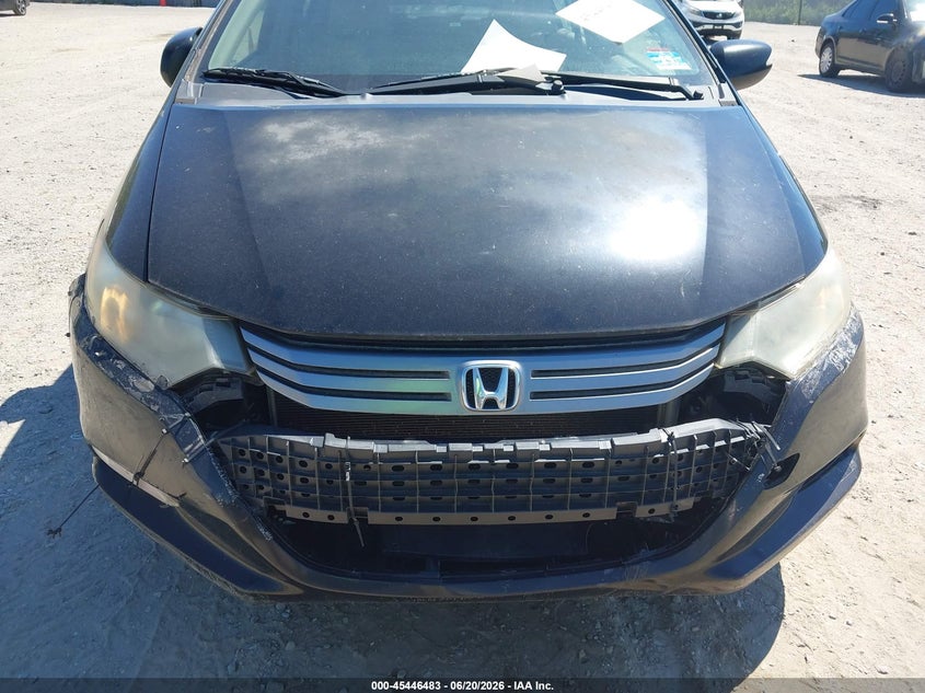 2010 Honda Insight VIN JHMZE2H74AS008712 IAAI salvage auction — NORMAL WEAR, Clear (New Jersey), sold $500 on 2026-07-28 (photo 6)
