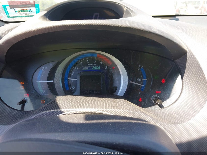 2010 Honda Insight VIN JHMZE2H74AS008712 IAAI salvage auction — NORMAL WEAR, Clear (New Jersey), sold $500 on 2026-07-28 (photo 7)