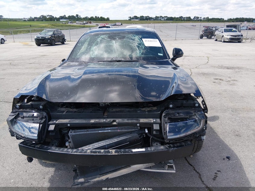 2025 Dodge Charger daytona VIN 2C3CDBCKXSR560549 IAAI salvage auction — FRONT & REAR, Salvage Title, sold $8,700 on 2026-08-05 (photo 6)