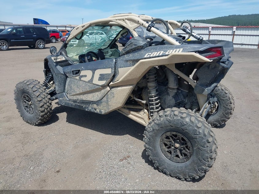 2023 Can-am/ brp Maverick VIN 3JBVVAV41PE000330 IAAI salvage auction — FRONT END, Salvage Title, sold $13,000 on 2026-08-18 (photo 3)
