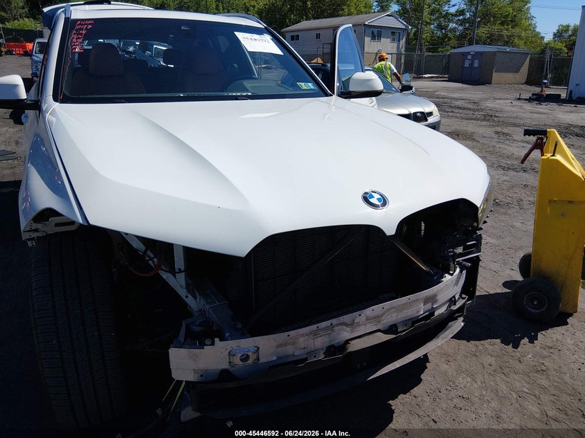 2019 BMW X5 VIN 5UXCR6C5XKLL01663 IAAI salvage auction — FRONT END, Salvage (Pennsylvania), sold $16,550 on 2026-07-14 (photo 6)