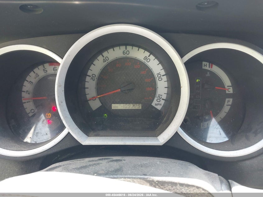 2015 Toyota Tacoma VIN 5TFLU4ENXFX138917 IAAI salvage auction — LEFT FRONT, Salvage Title, sold $25 on 2026-07-29 (photo 7)