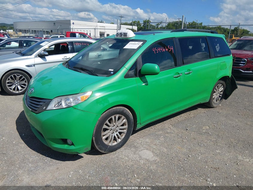 2015 Toyota Sienna VIN 5TDYK3DC6FS656521 IAAI salvage auction — REAR END, Salvage (Tennessee), sold $2,750 on 2026-07-23 (photo 2)