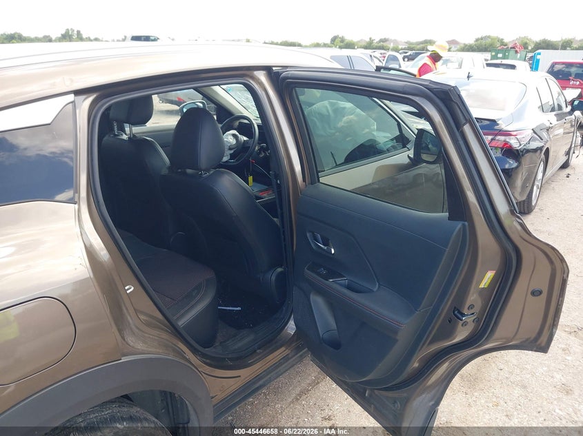 2025 Nissan Kicks VIN 3N8AP6DA4SL429576 IAAI salvage auction — FRONT END, Salvage (Texas), sold $4,075 on 2026-08-18 (photo 8)