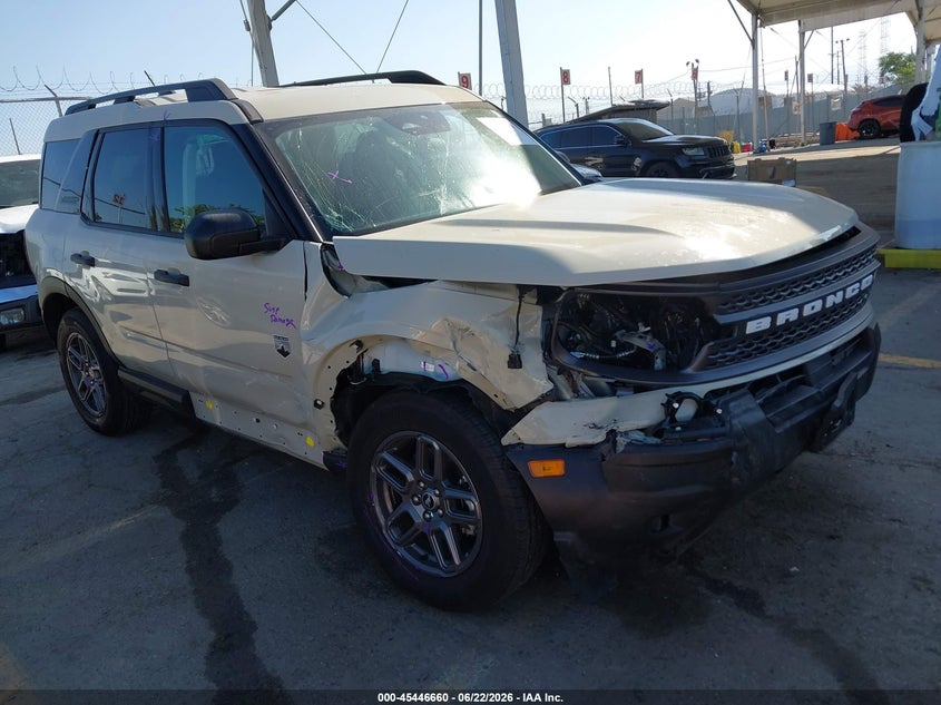 2025 Ford Bronco sport VIN 3FMCR9BN2SRE74420 IAAI salvage auction — RIGHT FRONT, Salvage Title, sold $7,375 on 2026-07-31 (photo 1)