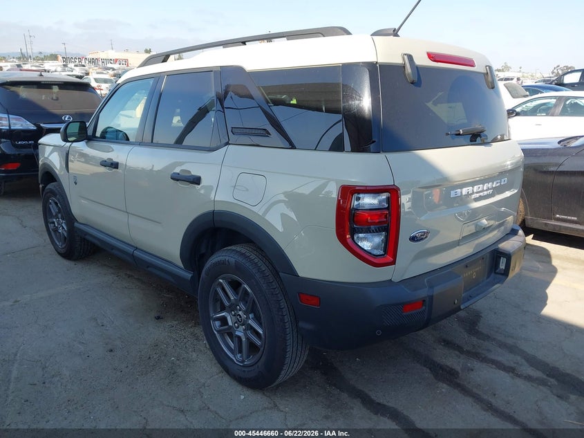 2025 Ford Bronco sport VIN 3FMCR9BN2SRE74420 IAAI salvage auction — RIGHT FRONT, Salvage Title, sold $7,375 on 2026-07-31 (photo 3)