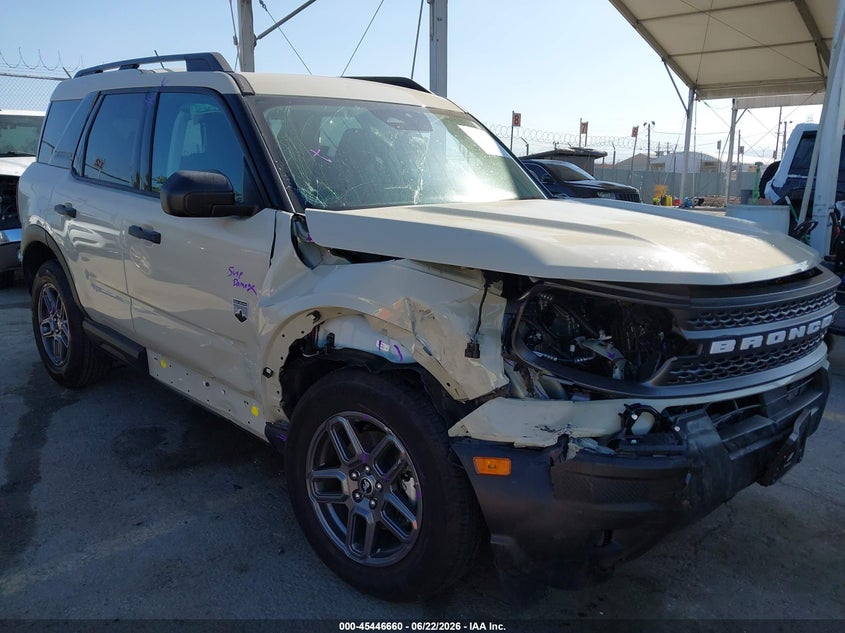 2025 Ford Bronco sport VIN 3FMCR9BN2SRE74420 IAAI salvage auction — RIGHT FRONT, Salvage Title, sold $7,375 on 2026-07-29 (photo 6)