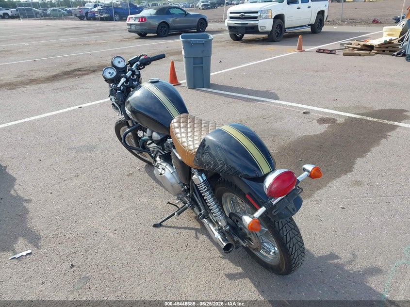 2014 Triumph motorcycle Thruxton VIN SMT920K1XET641414 IAAI salvage auction — FRONT END, Regular (South Dakota), sold $275 on 2026-09-08 (photo 3)