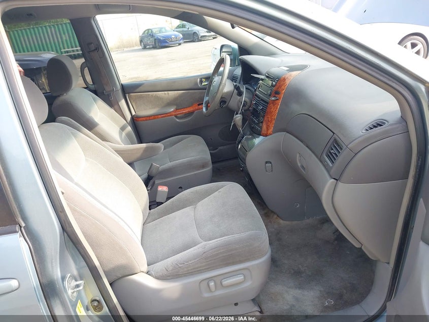 2006 Toyota Sienna VIN 5TDZA22C06S538405 IAAI salvage auction — NORMAL WEAR, Clear (Maryland), sold $1,725 on 2026-07-07 (photo 5)