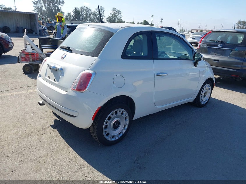 2015 Fiat 500 VIN 3C3CFFAR1FT545328 IAAI salvage auction — SIDE, Salvage (California), sold $925 on 2026-08-16 (photo 4)