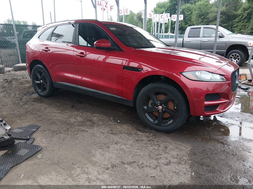 2017 Jaguar F-pace VIN SADCJ2BV6HA894028 IAAI salvage auction — LEFT & RIGHT, Salvage - Greater Than 75% (Maryland), sold $3,050 on 2026-07-16 (photo 1)