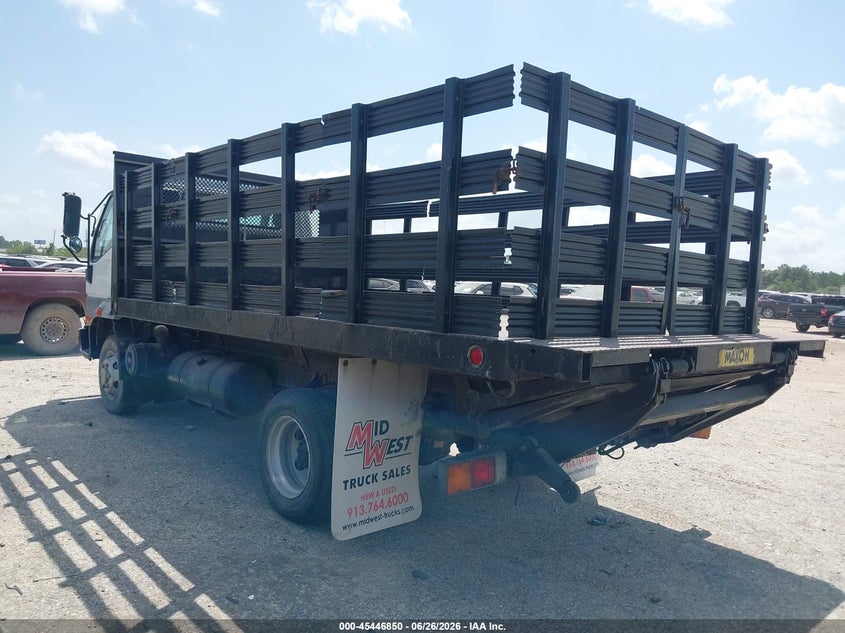 2004 Mitsubishi fuso truck Fh VIN JL6CPE1S54K001295 IAAI salvage auction — REAR END, Original (Texas), sold $5,050 on 2026-07-08 (photo 3)