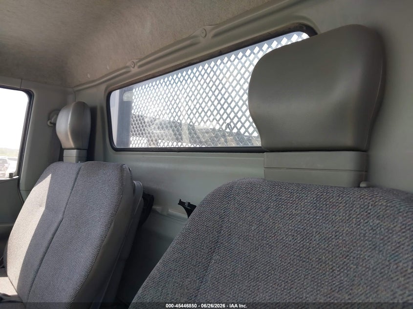 2004 Mitsubishi fuso truck Fh VIN JL6CPE1S54K001295 IAAI salvage auction — REAR END, Original (Texas), sold $5,050 on 2026-07-08 (photo 7)