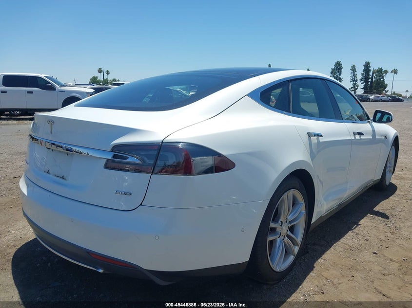 2015 Tesla Model s VIN 5YJSA1V20FF099936 IAAI salvage auction — FRONT END, Salvage (California), sold $2,950 on 2026-07-16 (photo 4)
