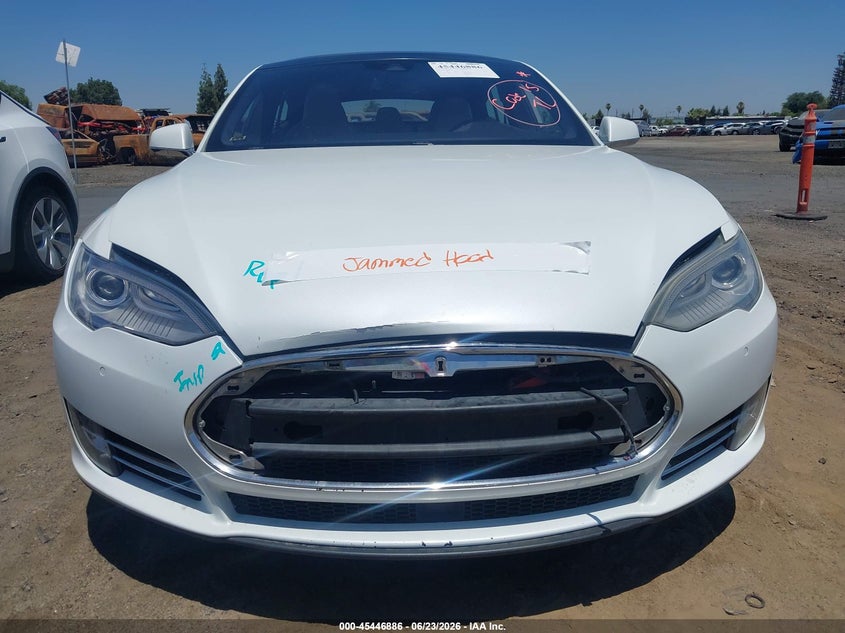 2015 Tesla Model s VIN 5YJSA1V20FF099936 IAAI salvage auction — FRONT END, Salvage (California), sold $2,950 on 2026-07-16 (photo 6)